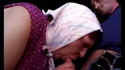 دو لزبین خیره کننده تبدیل سکس سوپر استار می شود بازی و لعنتی