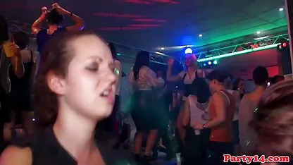 دو فیلم سوپر کون MILFs, رابطه جنسی با یکدیگر