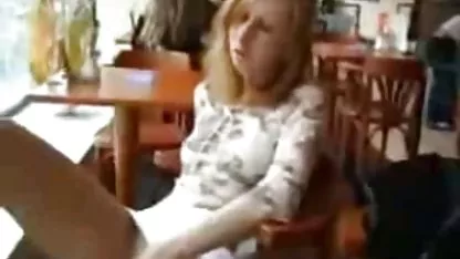 محدود و شلاق در سکس سوپر سکسی جوراب ساق بلند سیاه